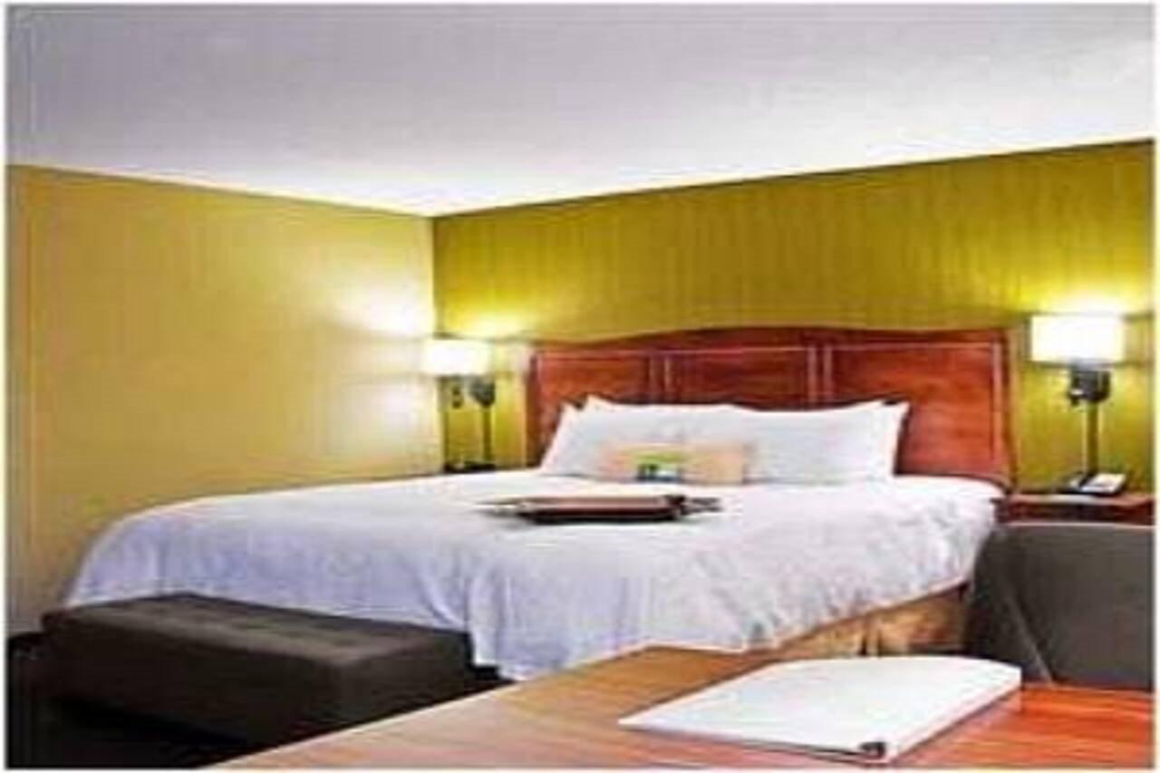 Hampton Inn & Suites Marshalltown Εξωτερικό φωτογραφία