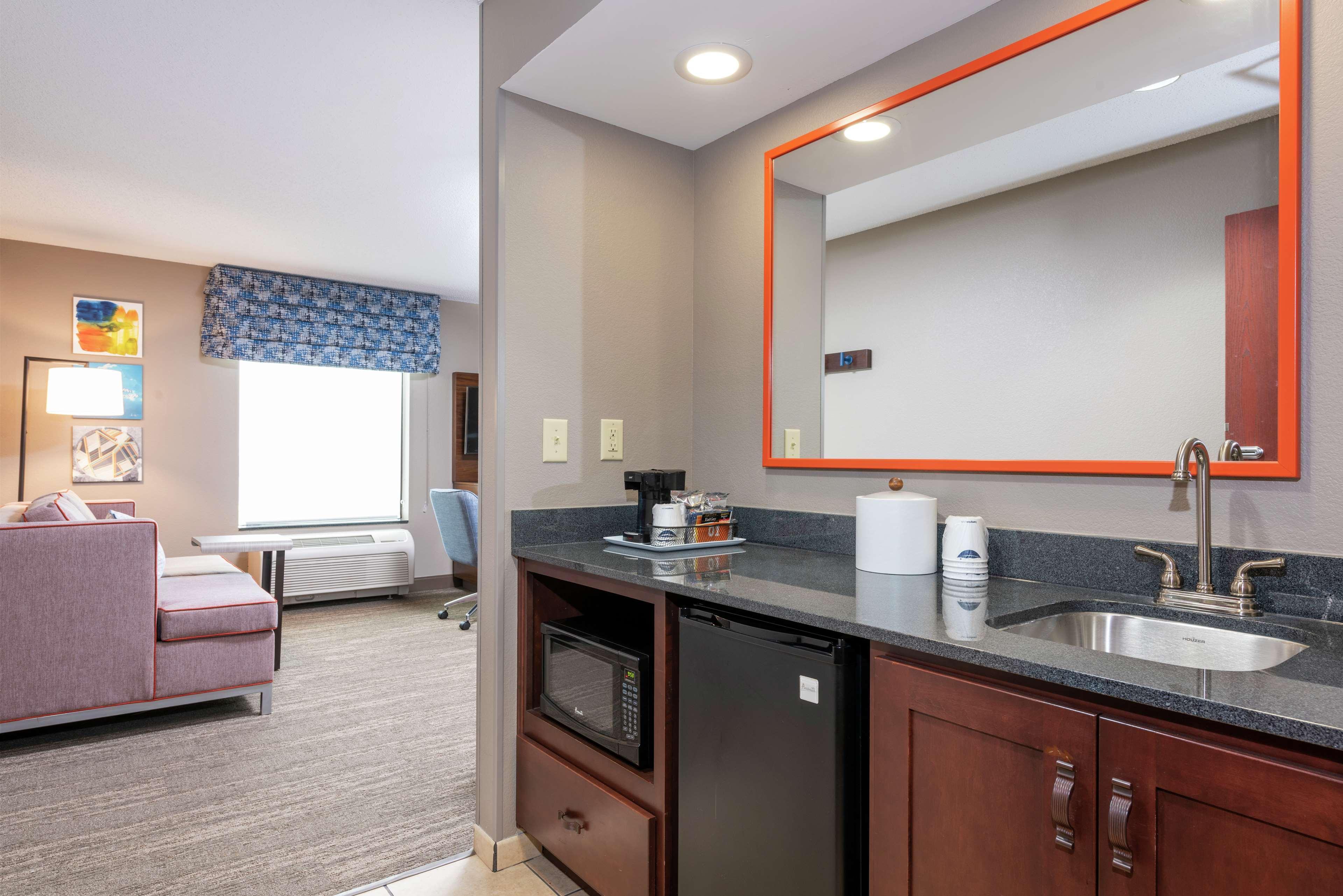 Hampton Inn & Suites Marshalltown Εξωτερικό φωτογραφία