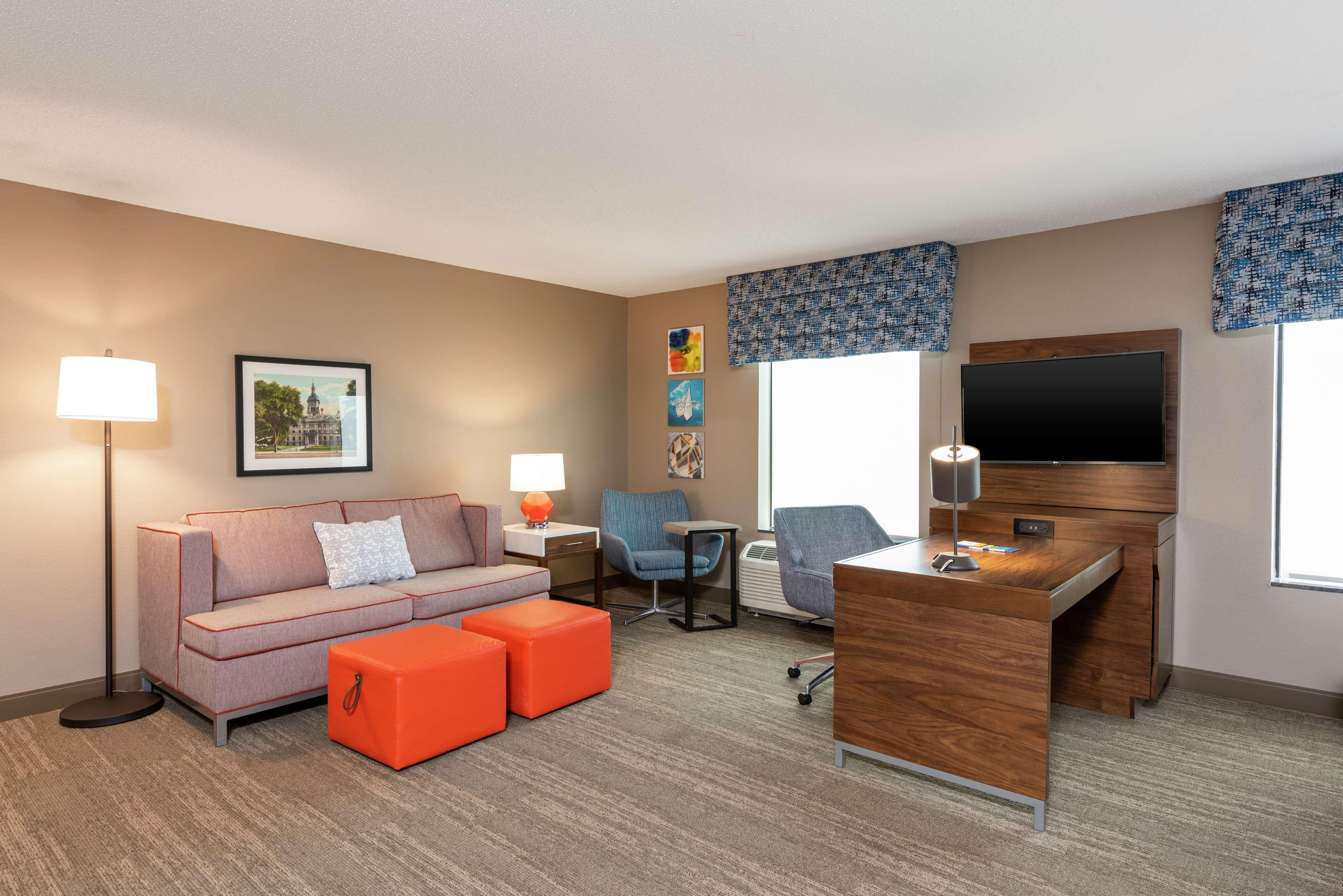 Hampton Inn & Suites Marshalltown Εξωτερικό φωτογραφία