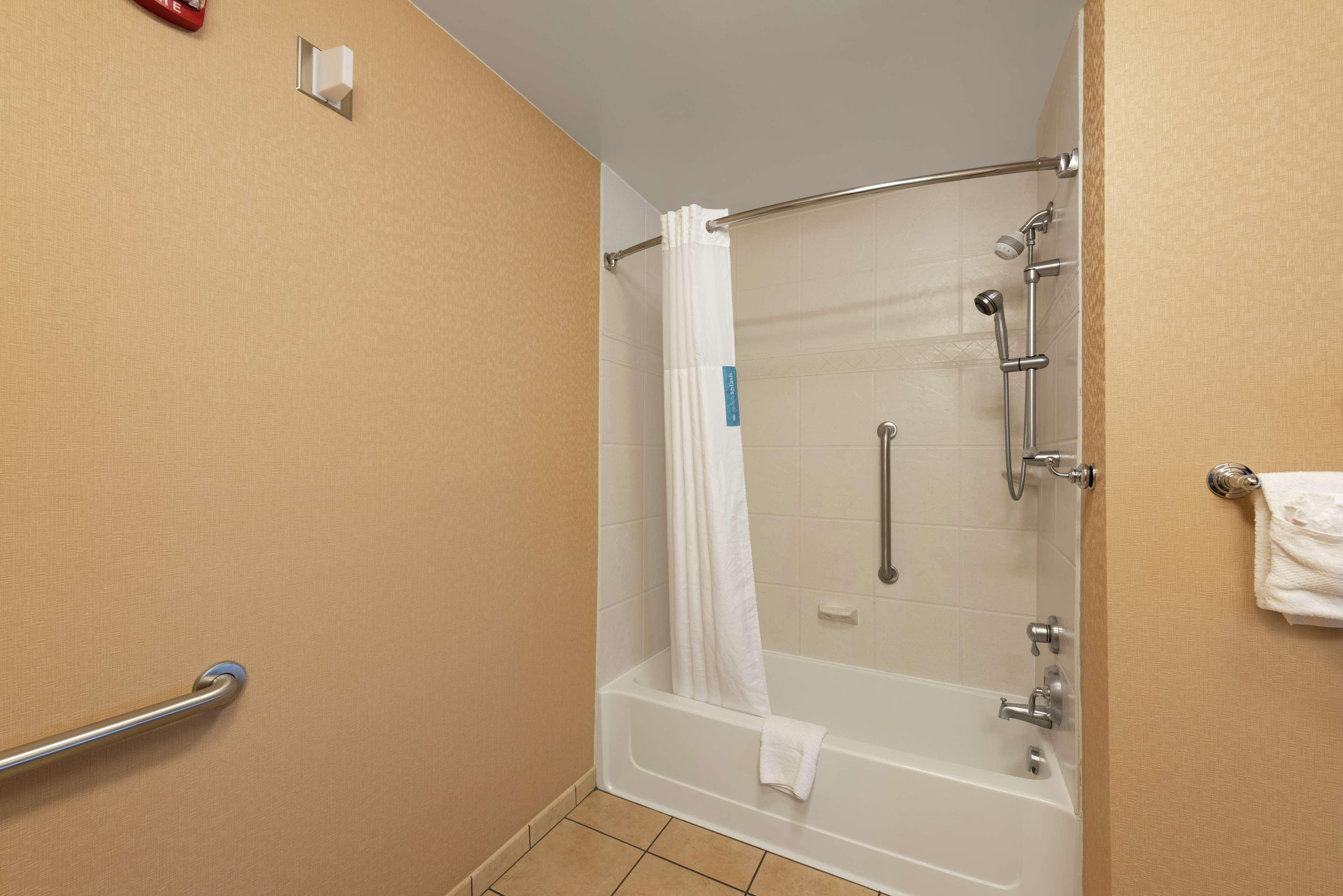 Hampton Inn & Suites Marshalltown Εξωτερικό φωτογραφία