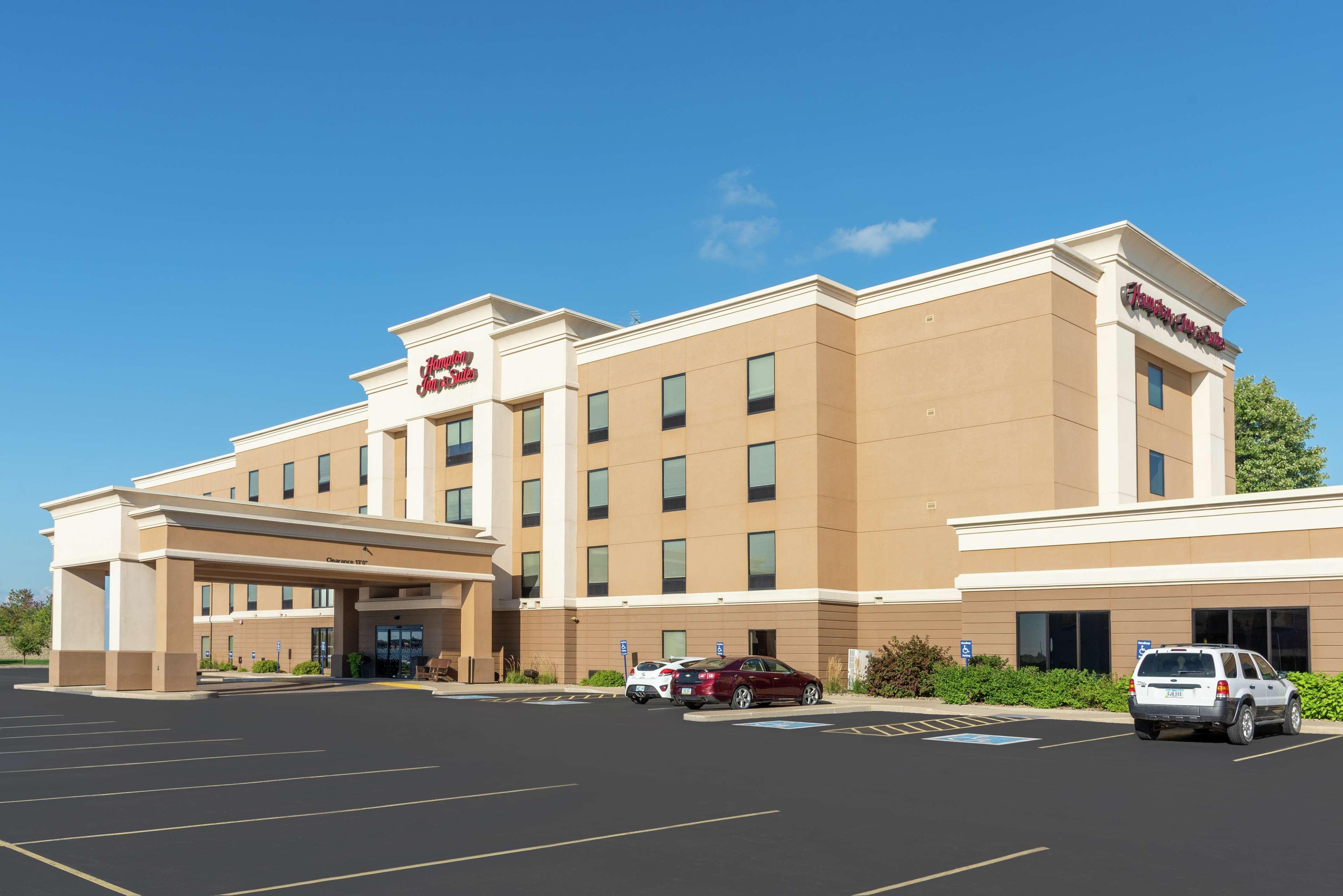 Hampton Inn & Suites Marshalltown Εξωτερικό φωτογραφία