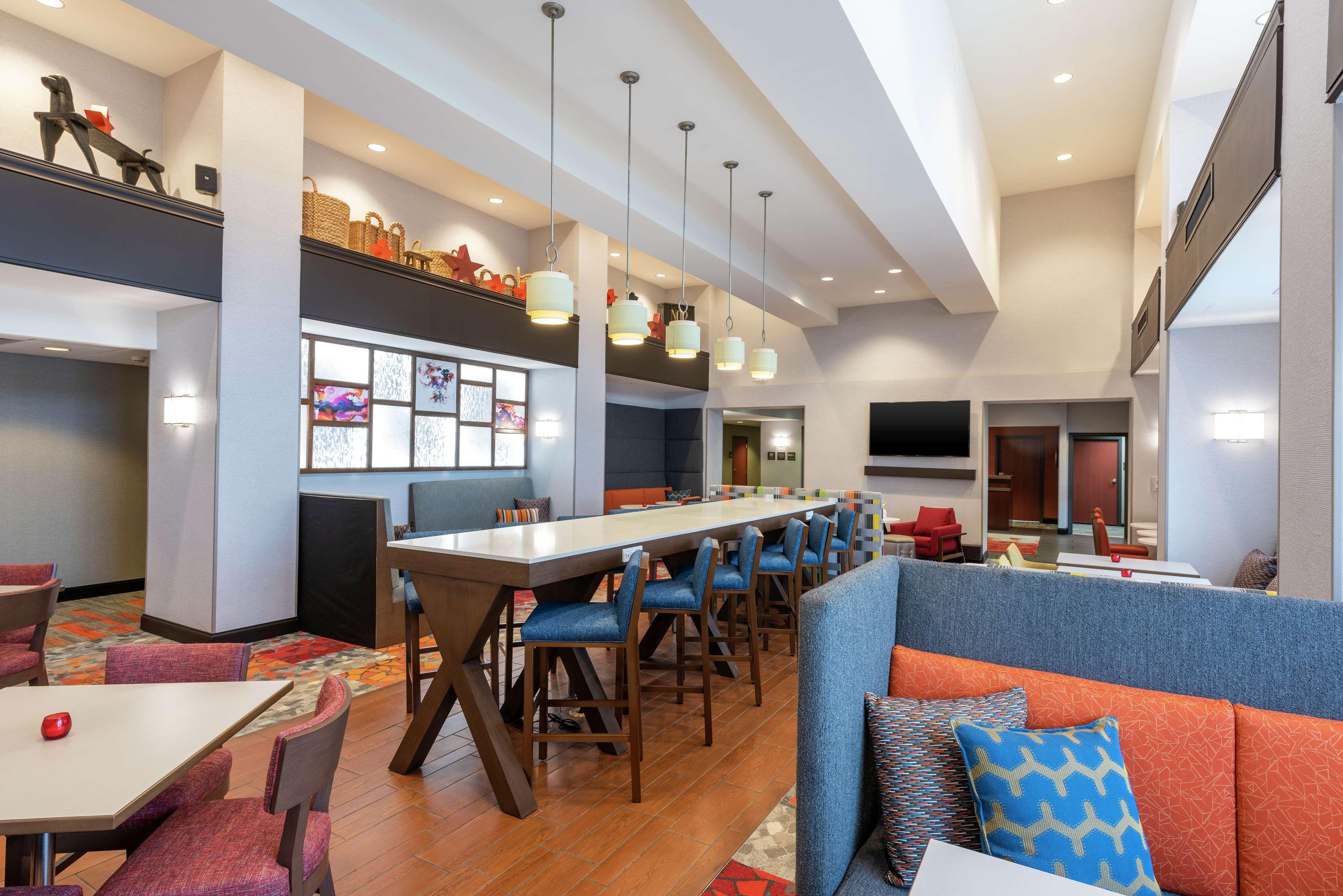 Hampton Inn & Suites Marshalltown Εξωτερικό φωτογραφία
