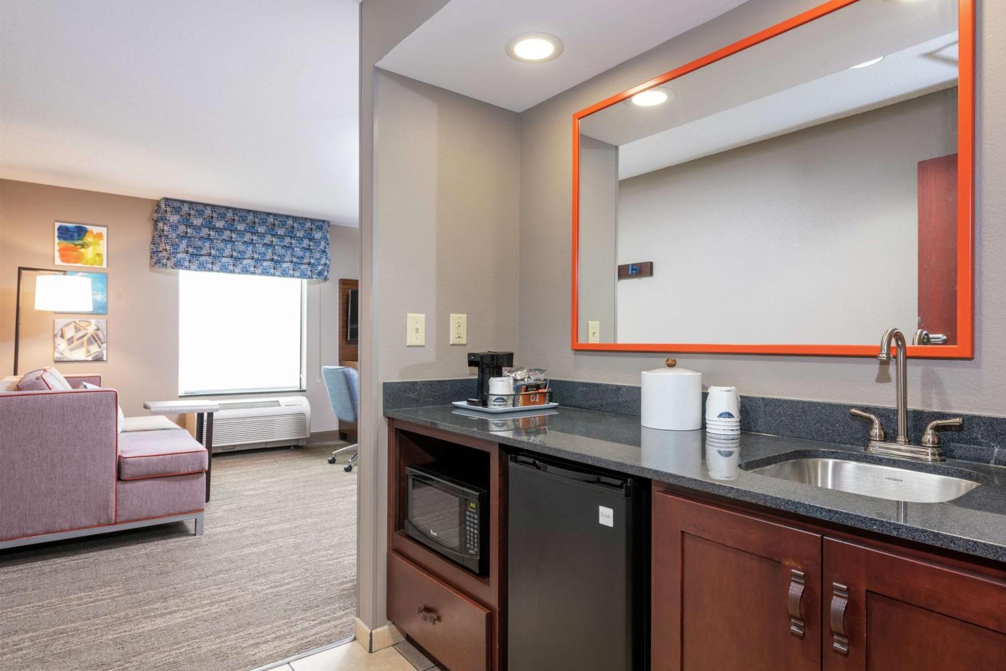Hampton Inn & Suites Marshalltown Εξωτερικό φωτογραφία