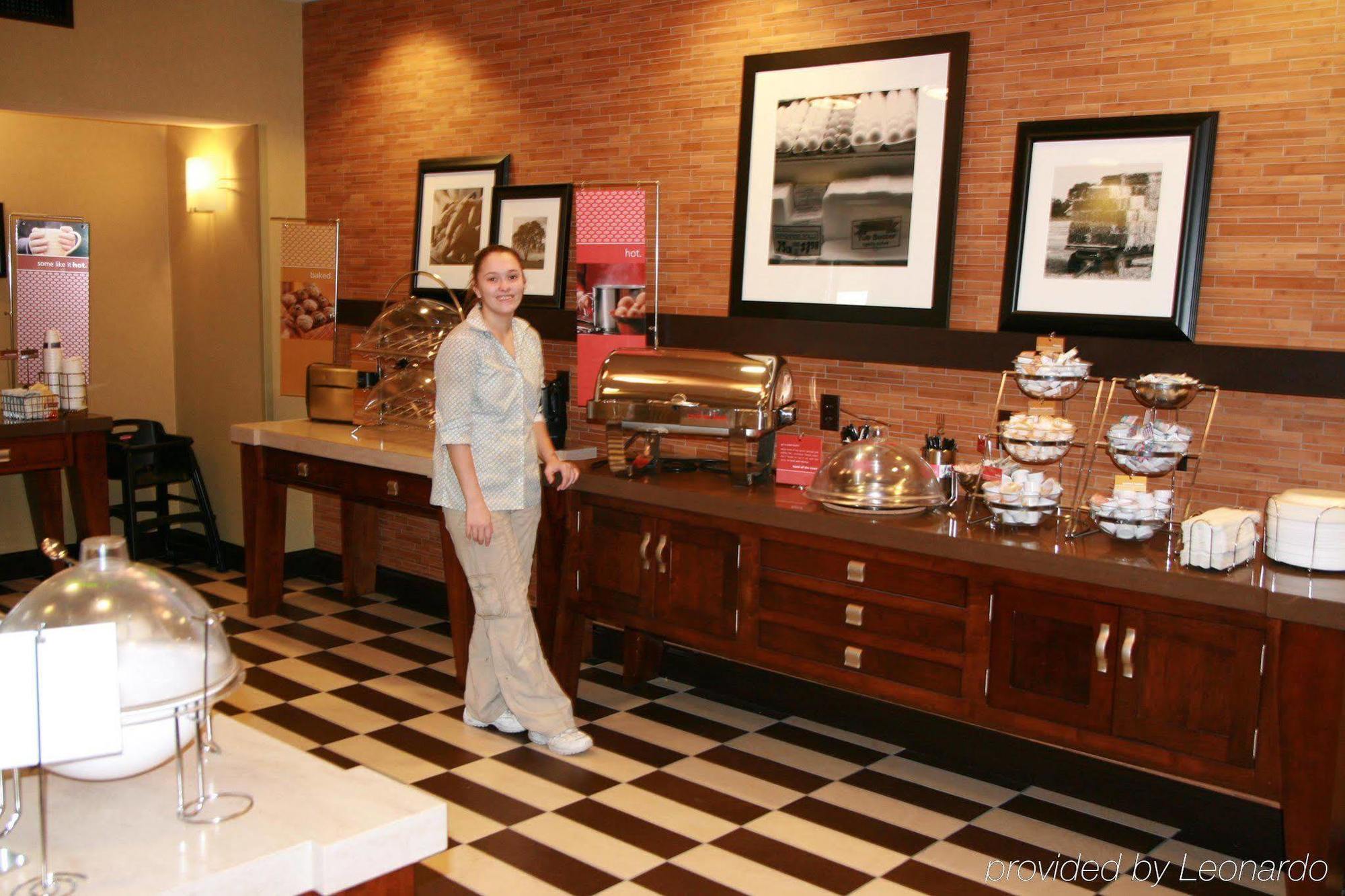 Hampton Inn & Suites Marshalltown Εξωτερικό φωτογραφία